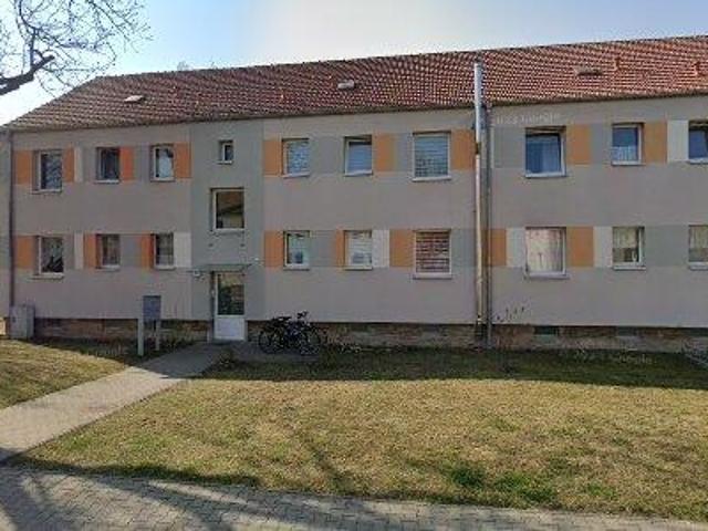 69 m2 apartment for rent in Salzlandkreis