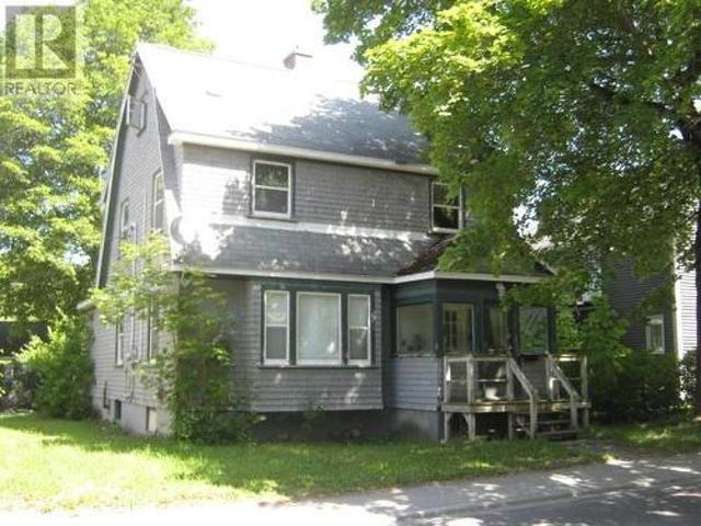69 Park Street, Corner Brook, NL, A2H 2X1 house for sale | Listing ID 1297 | Royal LePage
