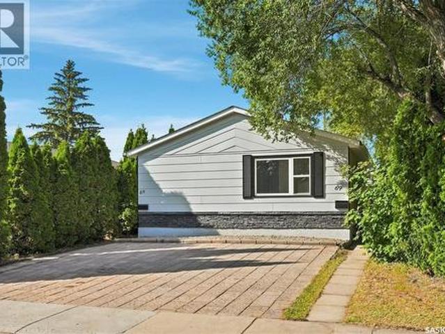 69 Rita Crescent, Saskatoon, SK, S7N 2L4 house for sale | Listing ID SK045920 | Royal LePage