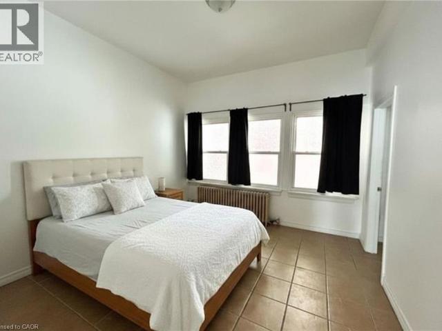 69 SHERMAN Avenue S Unit# 4, Hamilton, Ontario, L8M2P8