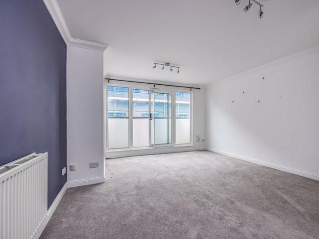 69a Osborne Road, Southsea