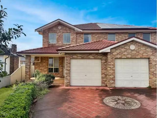 69a Saltash Street, YAGOONA Townhouse for rent Listed by Rhet.