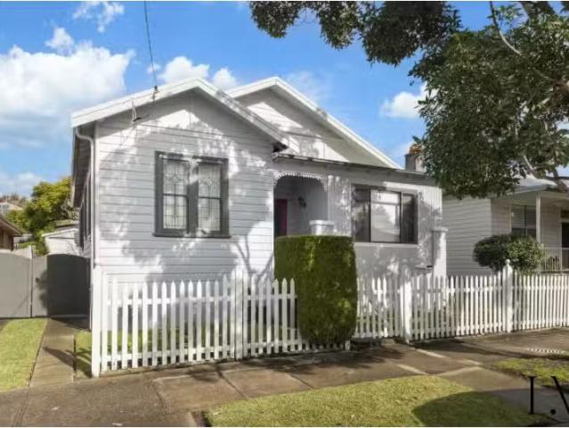 6 Mabel Street, Georgetown House for rent Listed by Ashley Je.