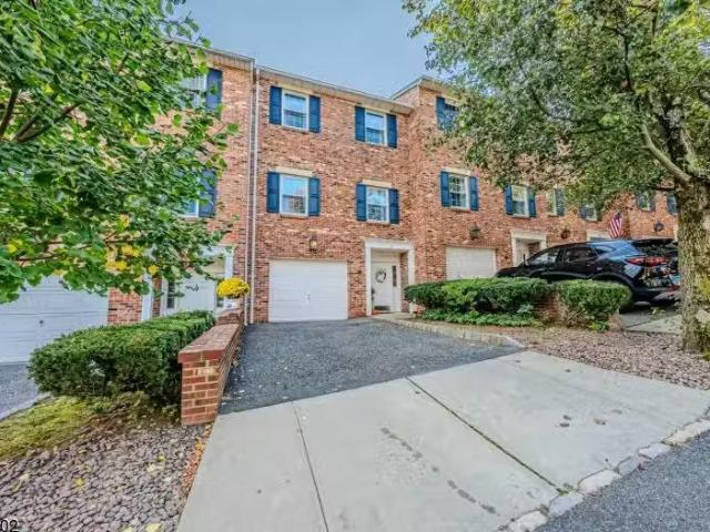 6 Magnolia Ln, Caldwell, NJ 07006 MLS 4015655