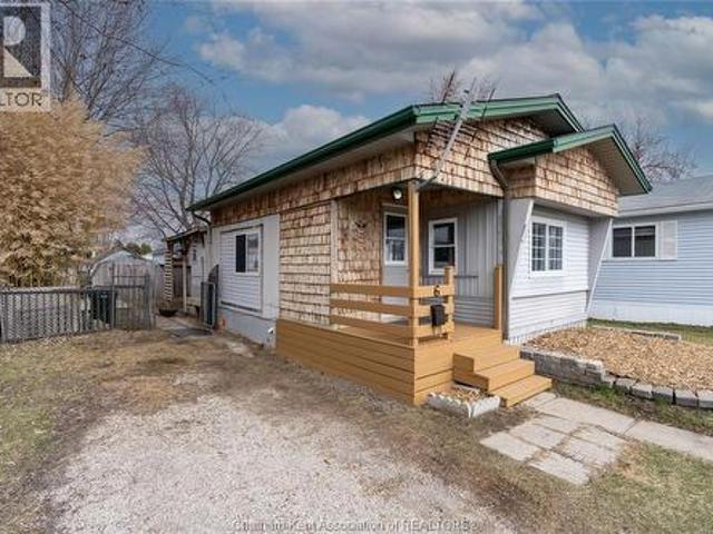 6 Maple Drive, Mcgregor, ON, N0R 1J0 house for sale | Listing ID 26018 | Royal LePage