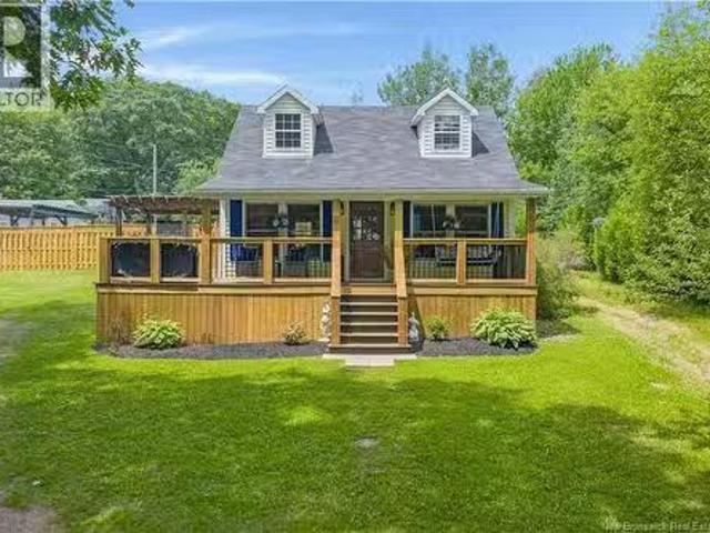 6 Maple Grove Lane, Cambridge Narrows, NB, E4C 4B8 house for.