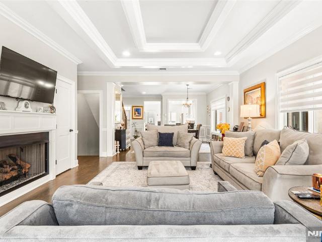 6 Marion Avenue # B