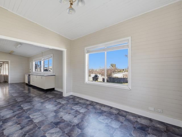 6 Marshall AvenueArmidale NSW 2350, Australia