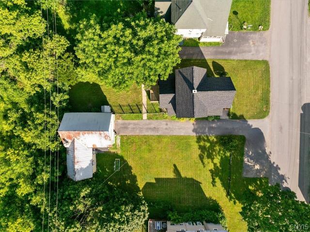 6 Mcbride Avenue