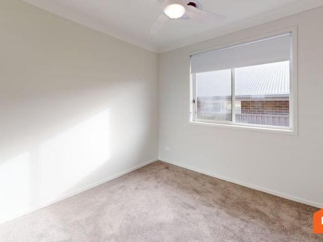 6 Millhouse Close, Farley NSW 2320