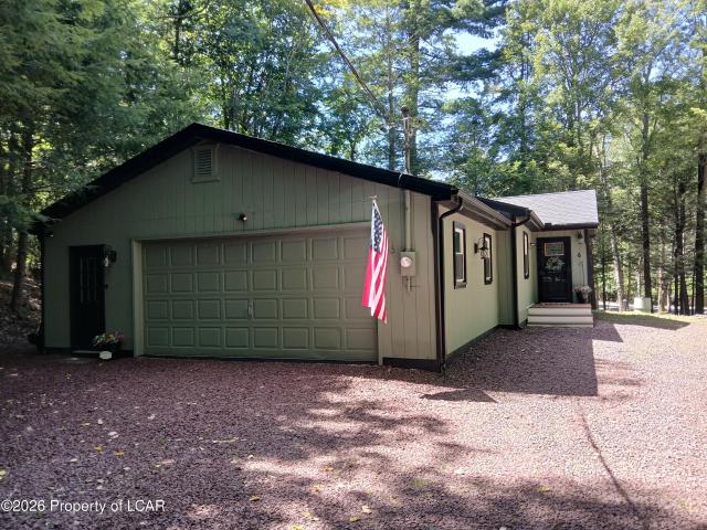 6 Mink Springs Court