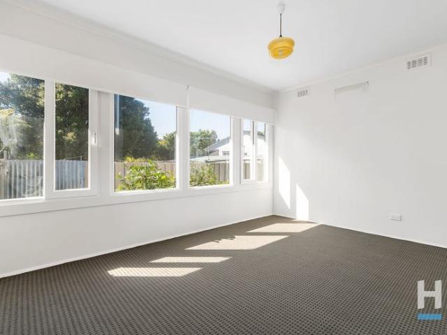 6 MONTH LEASE ONLY.
