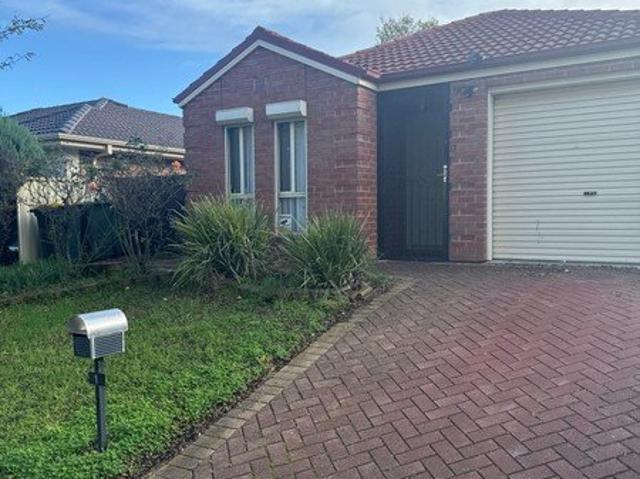 6 MONTH LEASE LOVELY 3 BR HOME OPPOSITE PARK