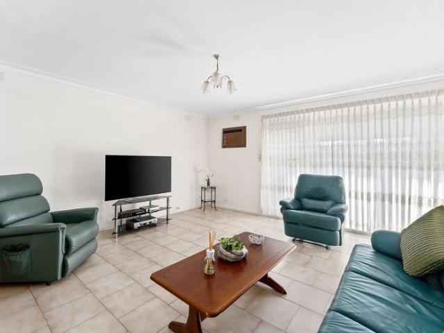 6 Month Lease!