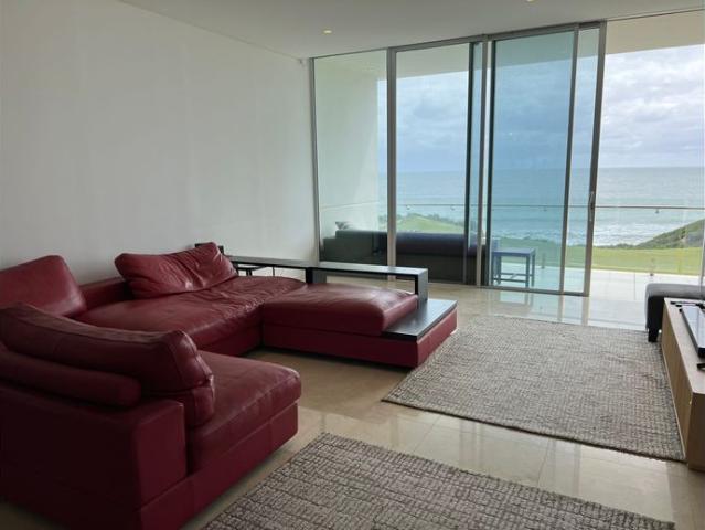 6 months lease only* Fully Furnished 2x2 Apartment with Ocean Views