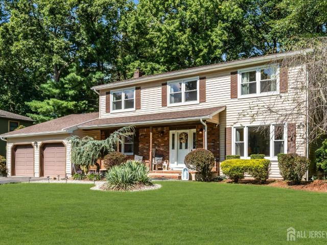 6 Mount Court
