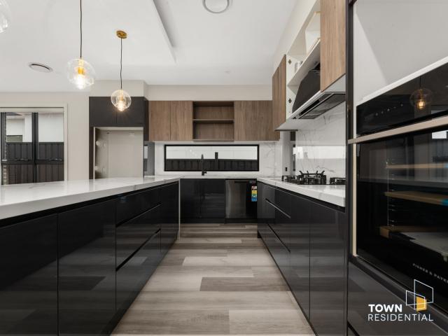 6 Nell Edeson Street, Taylor ACT 2913 House For Rent | Domain