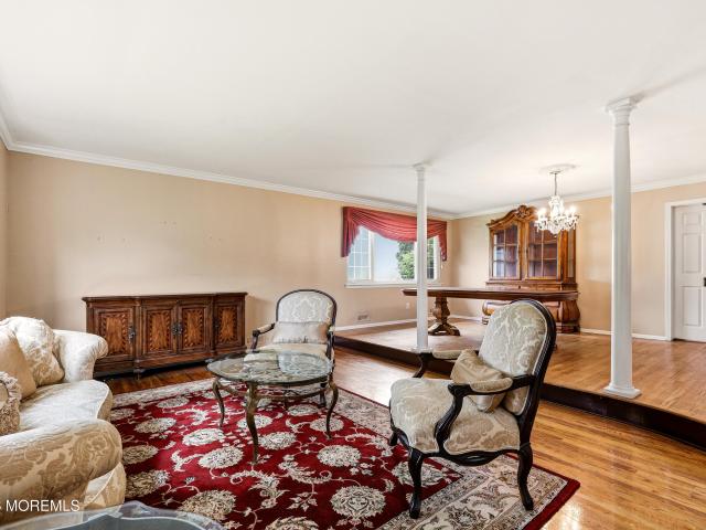 6 New Dover Road