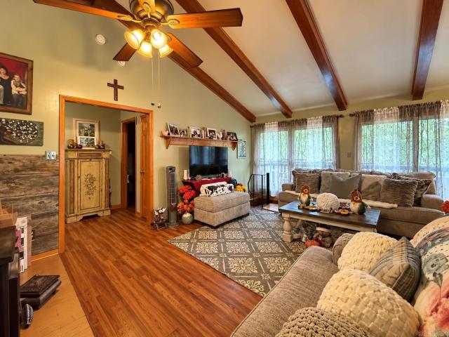 6 Nokomis Dr