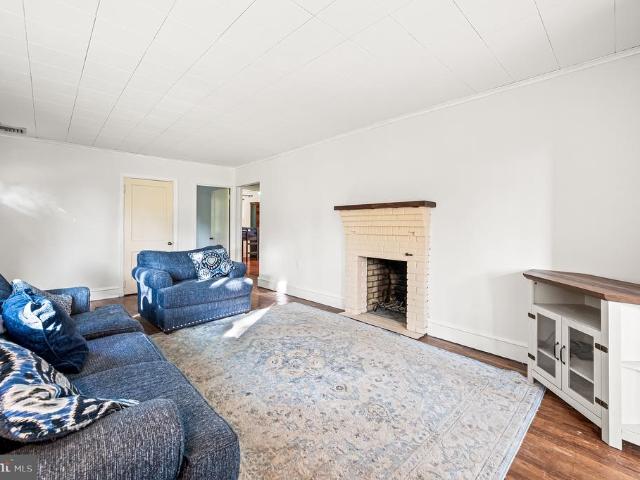 6 Norwood House Road