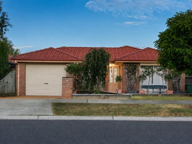 6 Otley Way, CRANBOURNE EAST, VIC 3977