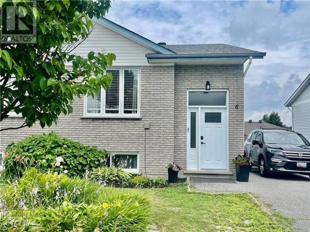 6 Oakdale Street, Garson, ON, P3L 1L7 house for sale | Listing ID 2129 | Royal LePage