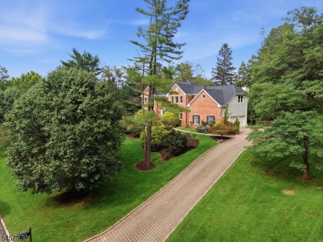 6 Oakridge Rd