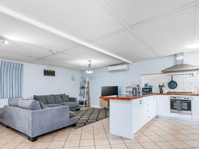 6 Ailby StreetGosnells WA 6110, Australia