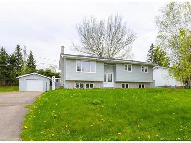 6 Airview, Dieppe, NB, E1A 4Z9 house for sale | Listing ID NB144701 | Royal LePage