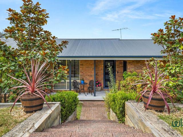 6 Alpha Close, Eleebana NSW 2282 House For Rent | Domain