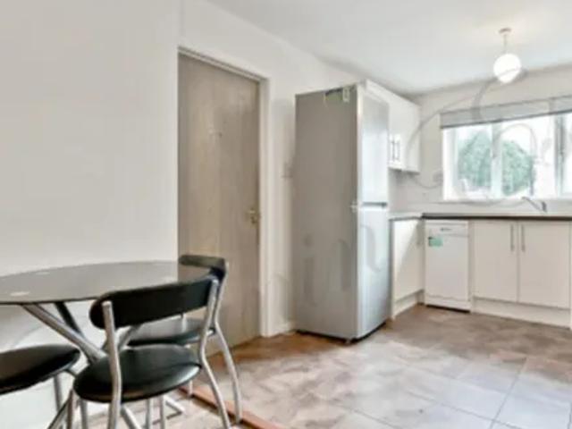 6 Ambassador Square, London, E14 9UX, United Kingdom | 3 bed apartment for rent #140397287 | Rentberry