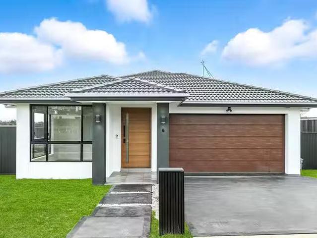 6 Amit Road, Claremont Meadows, NSW 2747