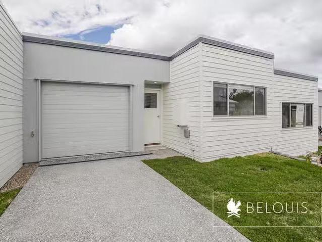 6 Burke Lane, Flagstone, QLD 4280