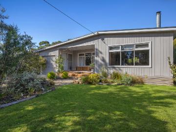 Point Roadknight, Surf Coast, Victoria