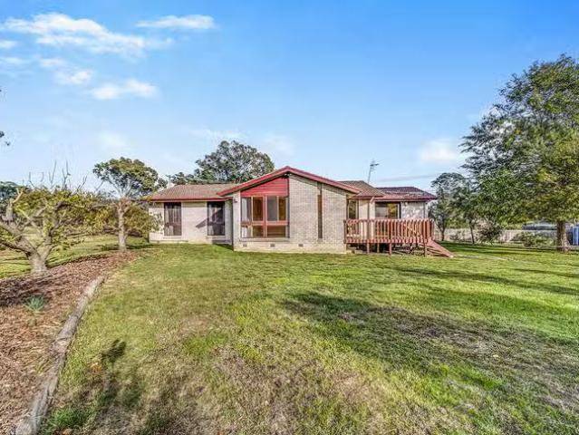 6 Barlee Place, Stirling, ACT 2611