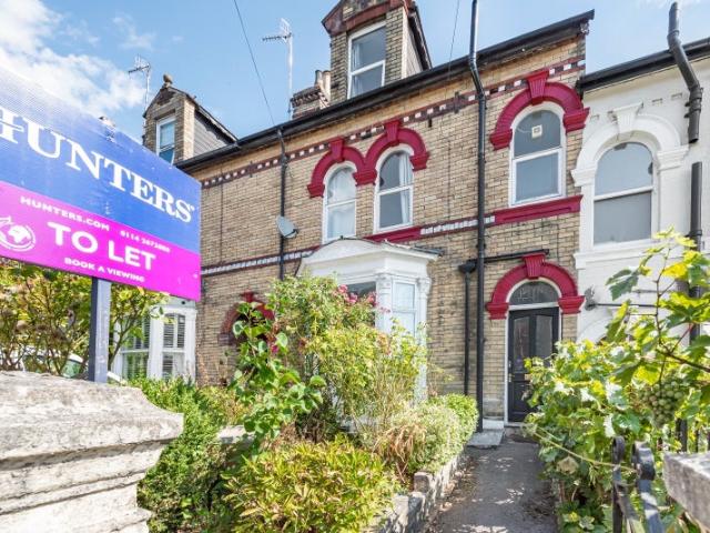 6 bed terraced house, Southgrove Road, s10 2np