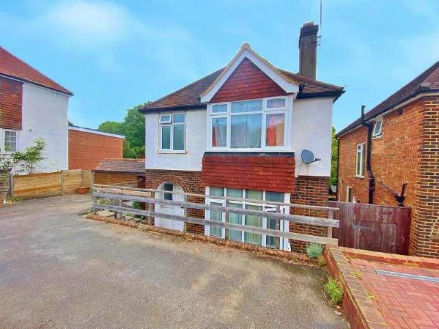 6 bed house to rent