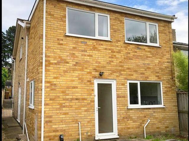 6 bed house to rent