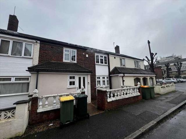6 bed house to rent
