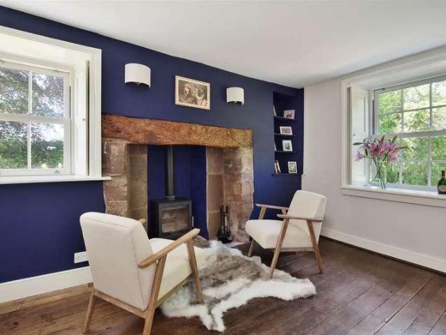 6 bed house for sale