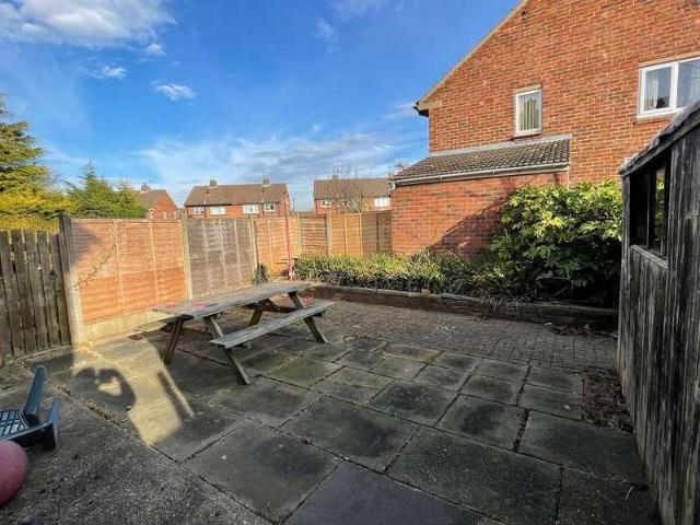 6 bed house for sale