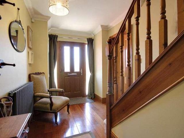 5 bed house for sale