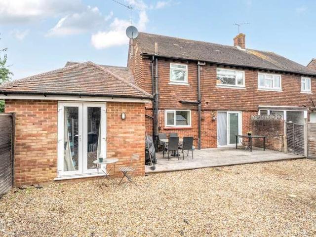 6 bed house for sale