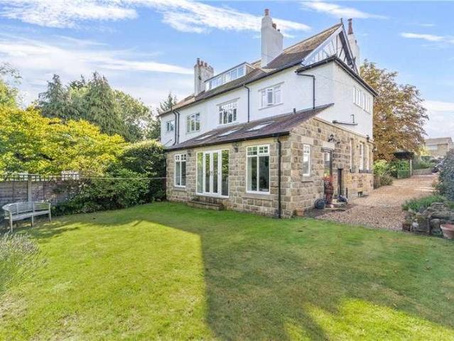 6 bed house for sale