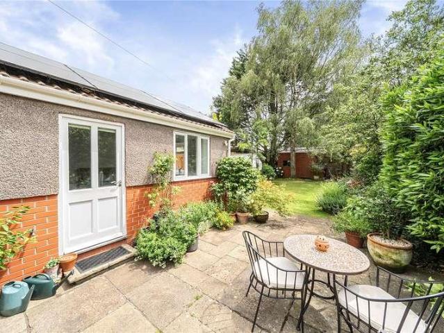 6 bed house for sale