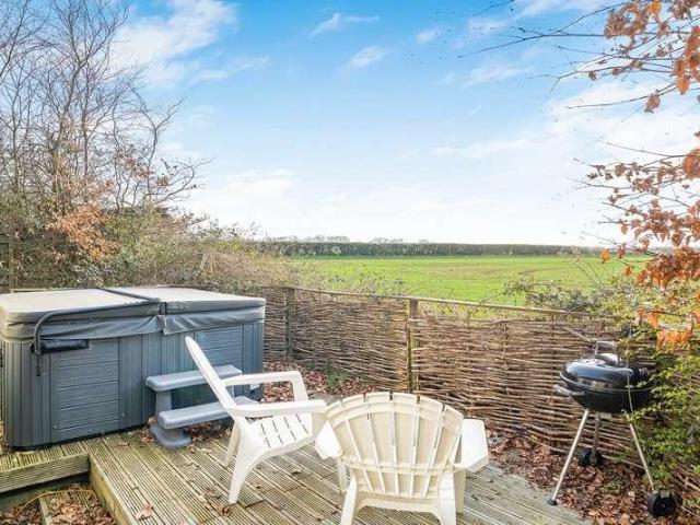 6 bed house for sale