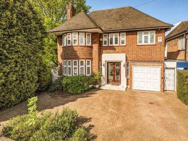 6 bed house for sale