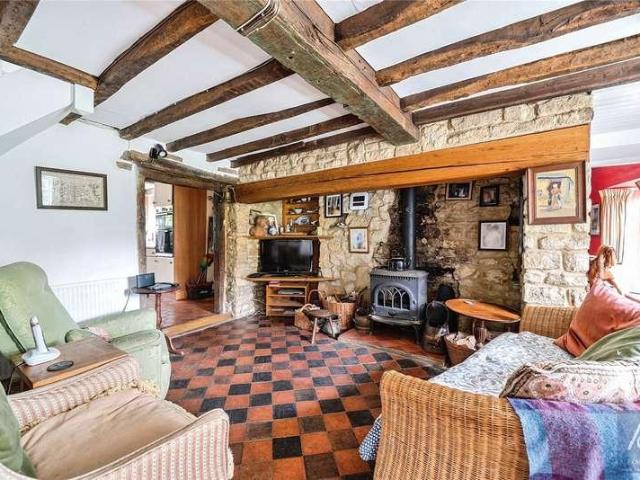 6 bed house for sale