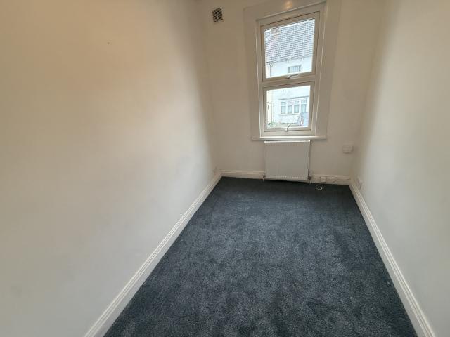 6 Bed House Pears Road HOUNSLOW TW3 1SR Dream Homes Residentials Hounslow Limited