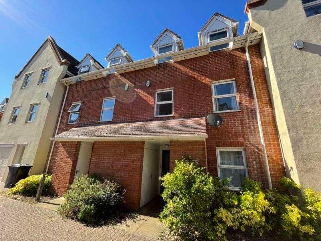 6 bed property to rent